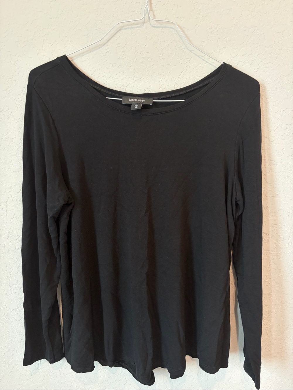 Karen Kane Black Long-Sleeve Tee